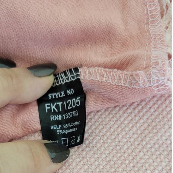 POL Top Womens Medium Oversized Varsity Top Lace Sleeveless Pink Whimsical NWOT - Picture 10 of 11